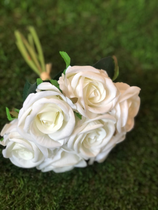 26cm VELVET TOUCH ROSE IVORY (7 heads)