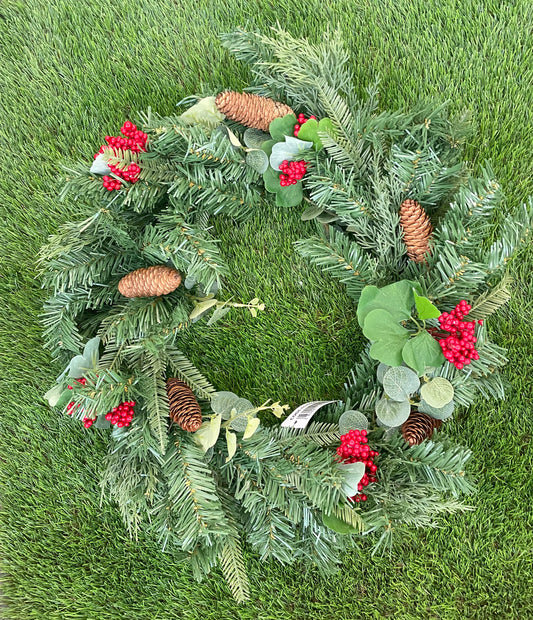 PINE EUCALYPTUS CLUSTER BERRY WREATH 60cm