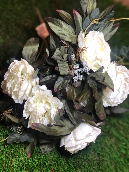 48cm AUTUMN PEONY BUNCH IVORY