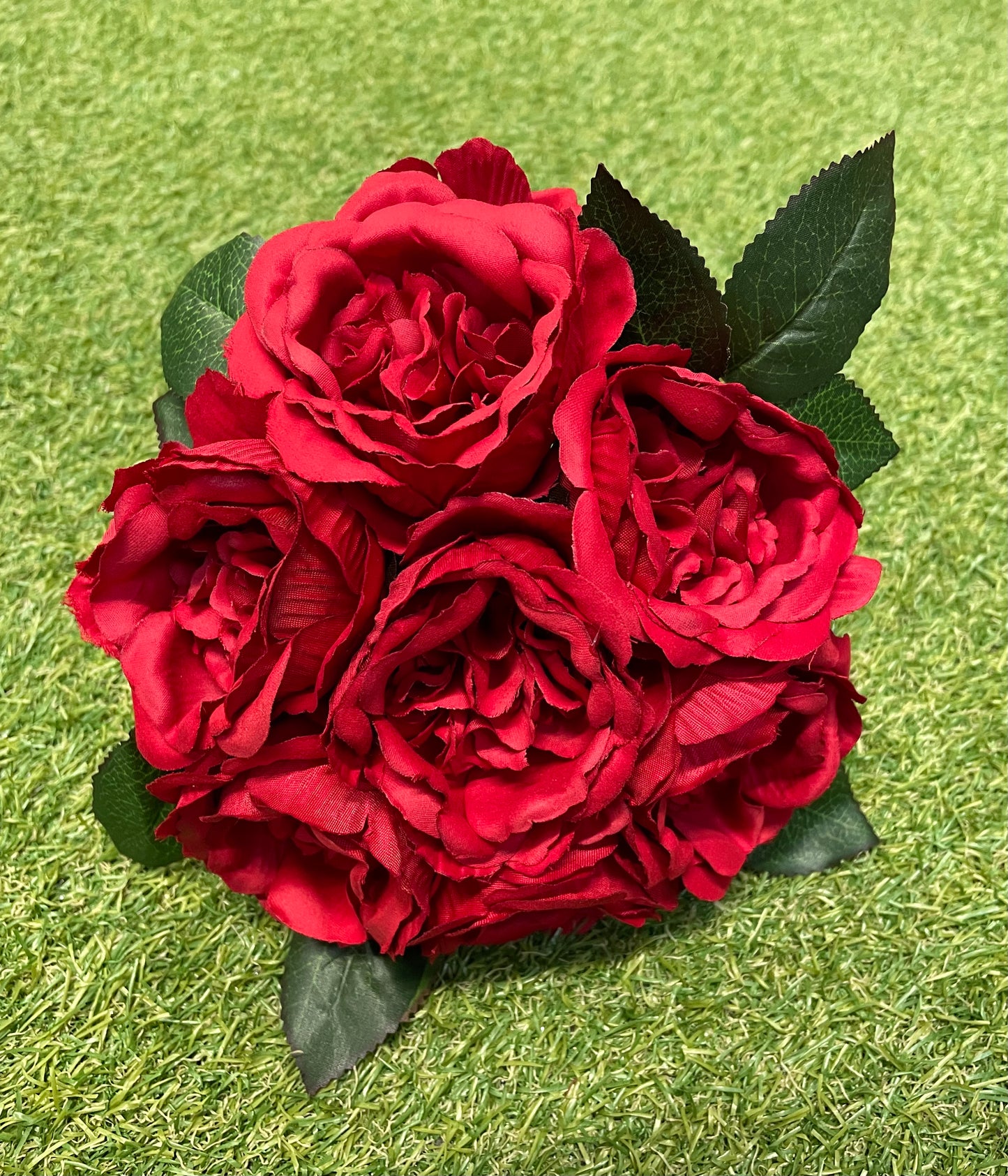 27cm CABBAGE ROSE BUNCH RED