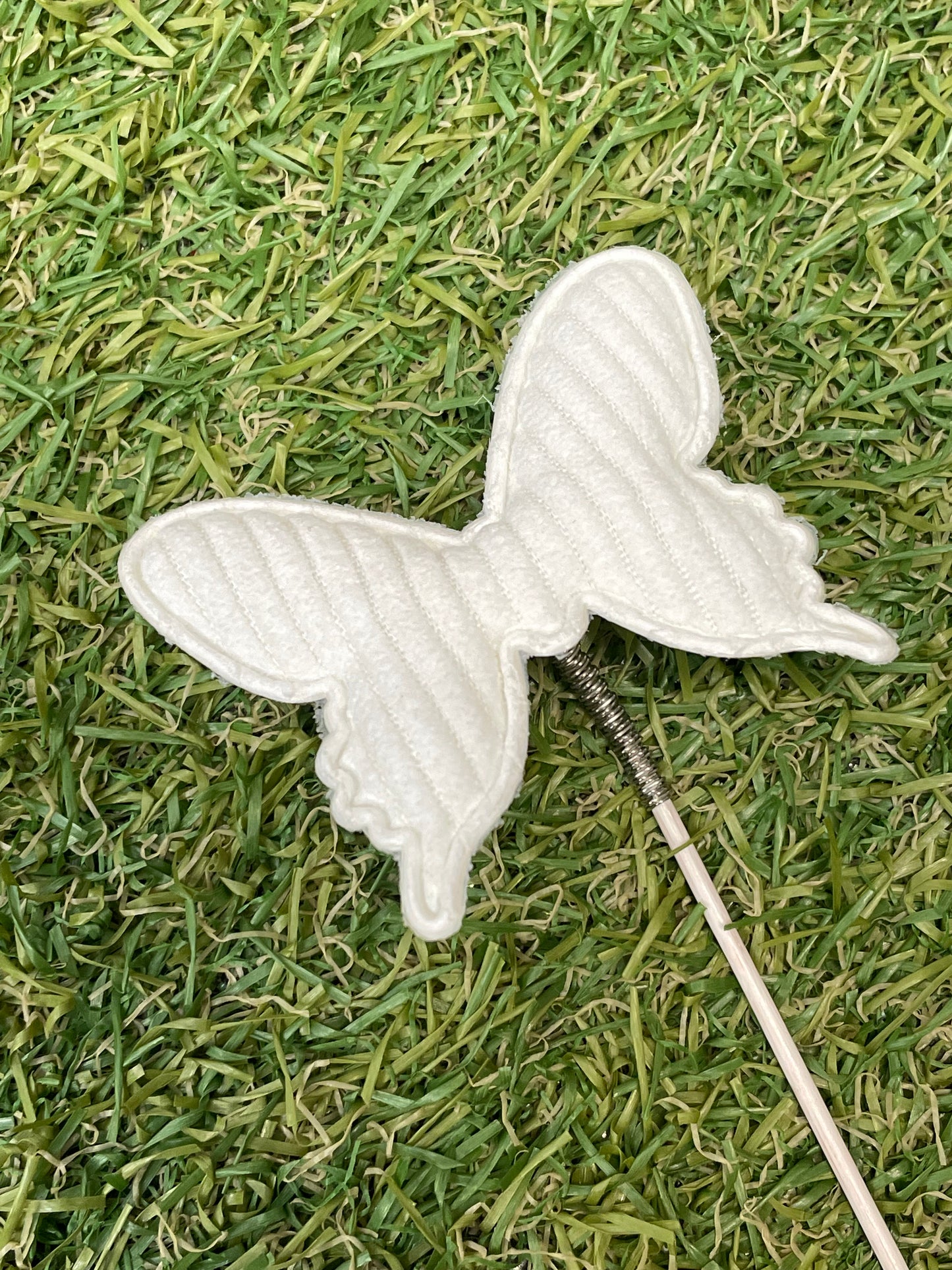 IVORY PATTERN MATERIAL BUTTERFLY PICKS PK6