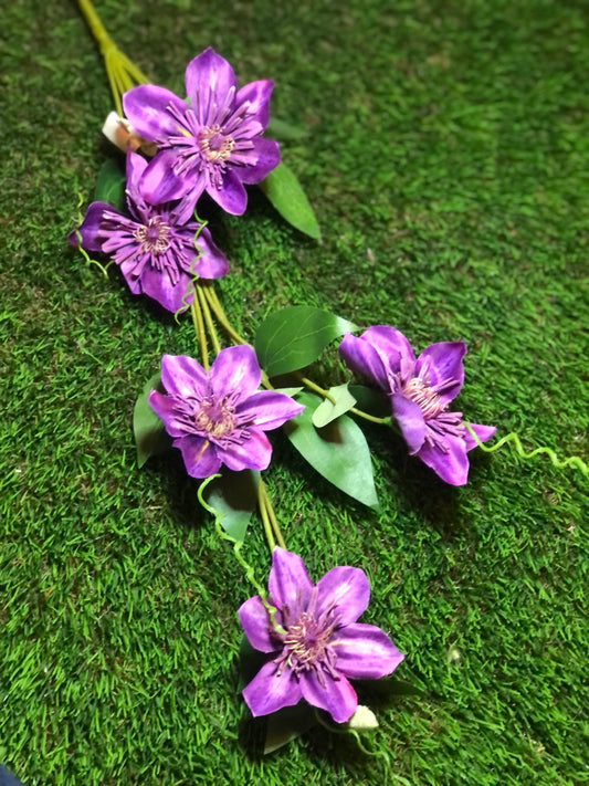 78cm CLEMATIS SPRAY PURPLE