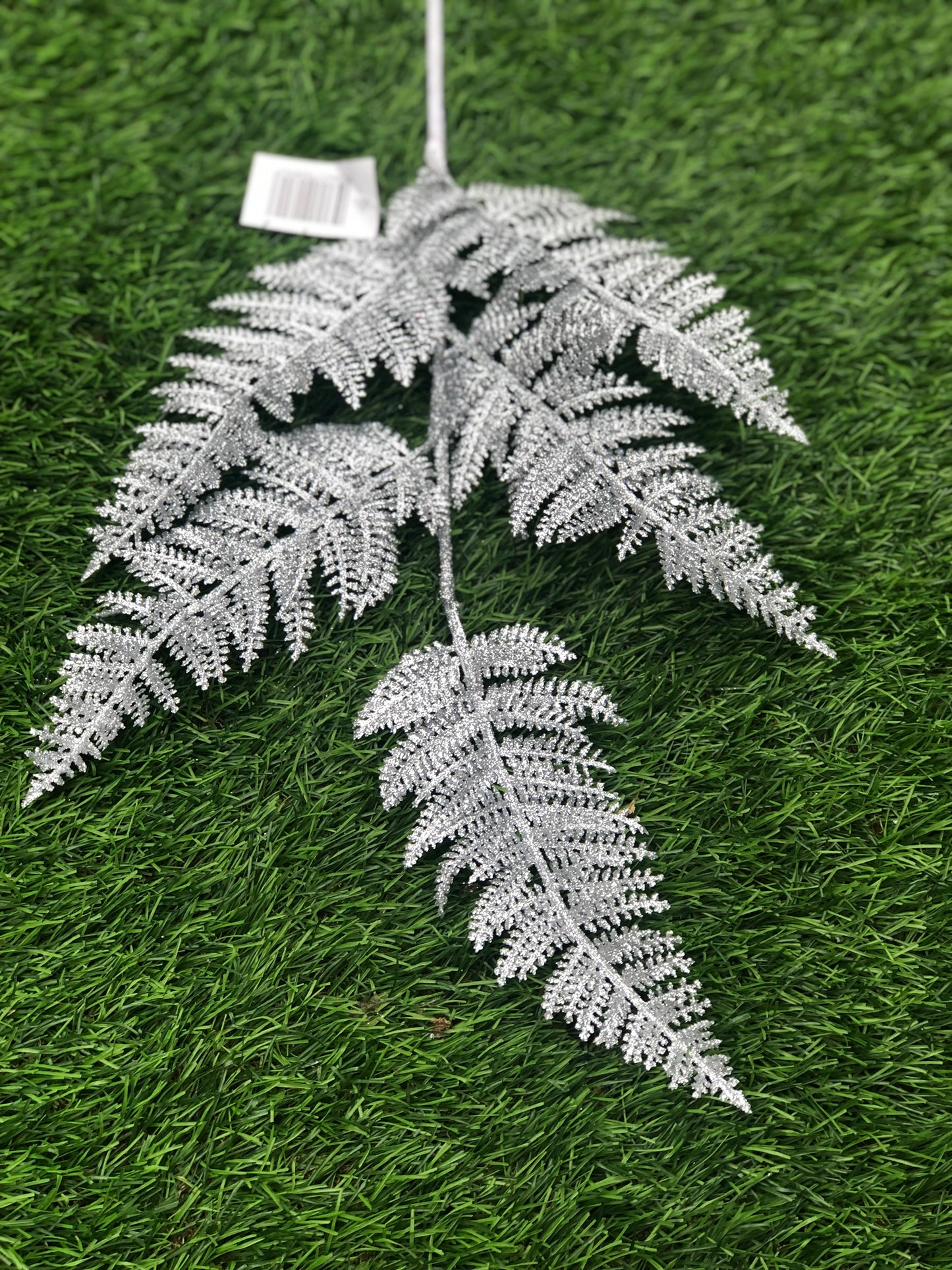 69cm LARGE GLITTER FERN SPRAY SILVER