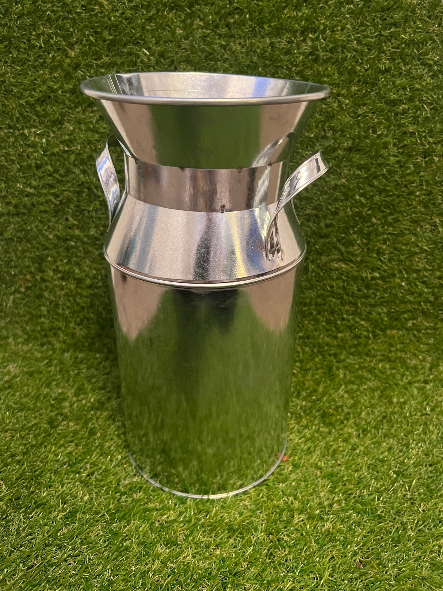 30cm GALVANISED SILVER MILK CHURN