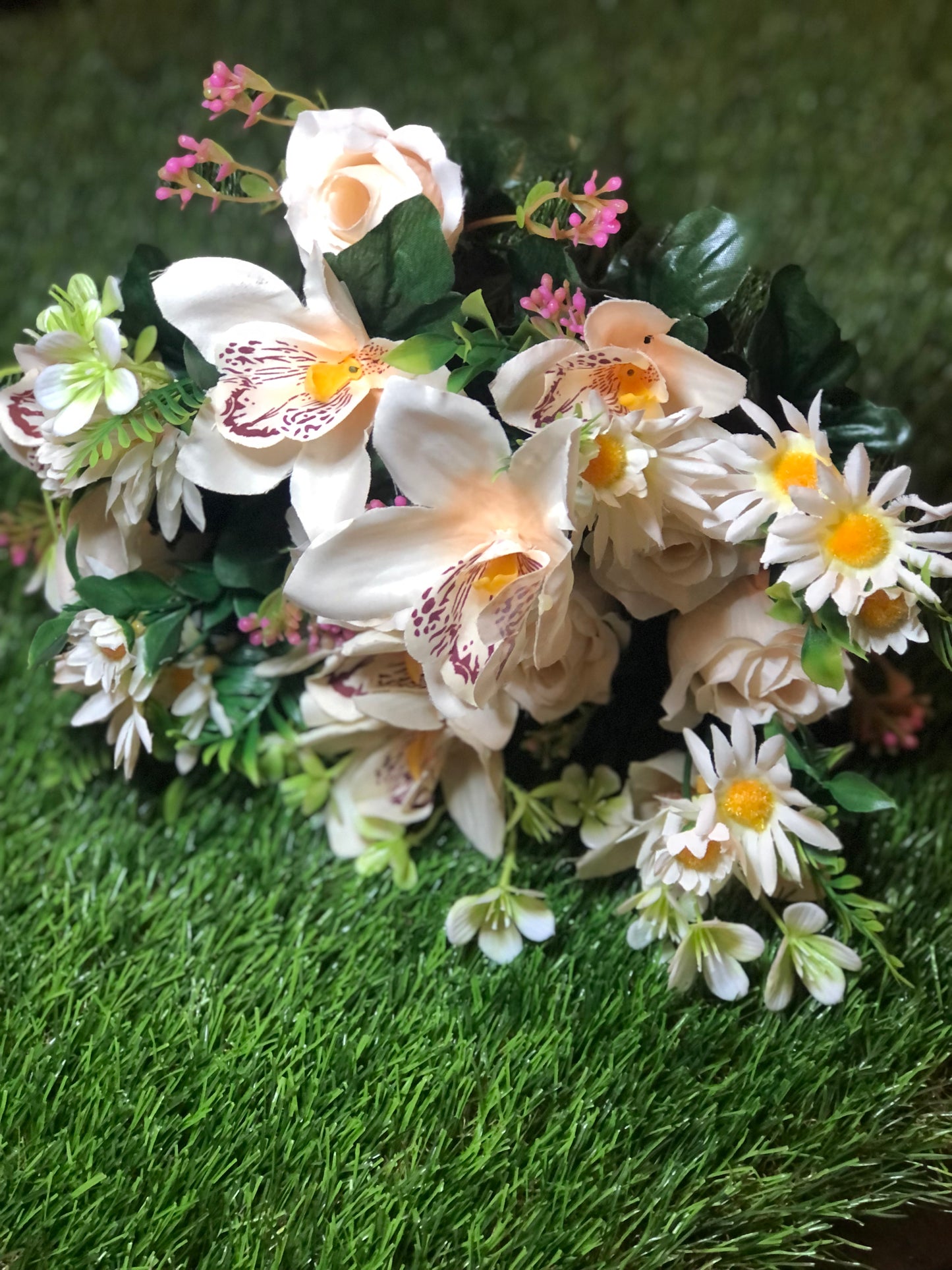 43cm ROSEBUD DAISY ORCHID BUNCH